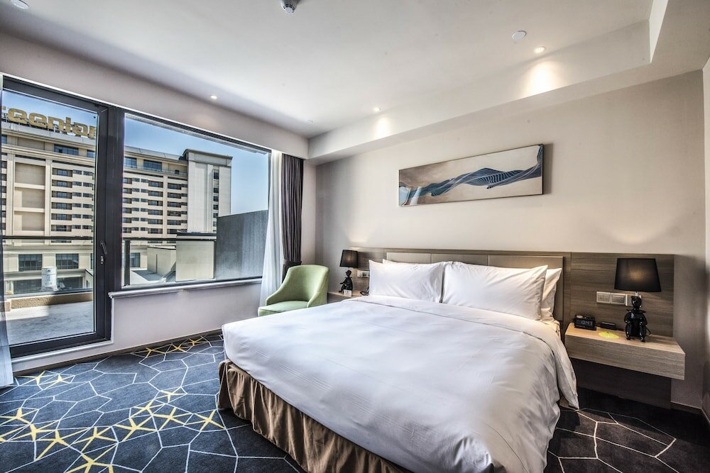 Фото Q-Box Hotel Shanghai Sanjiagang