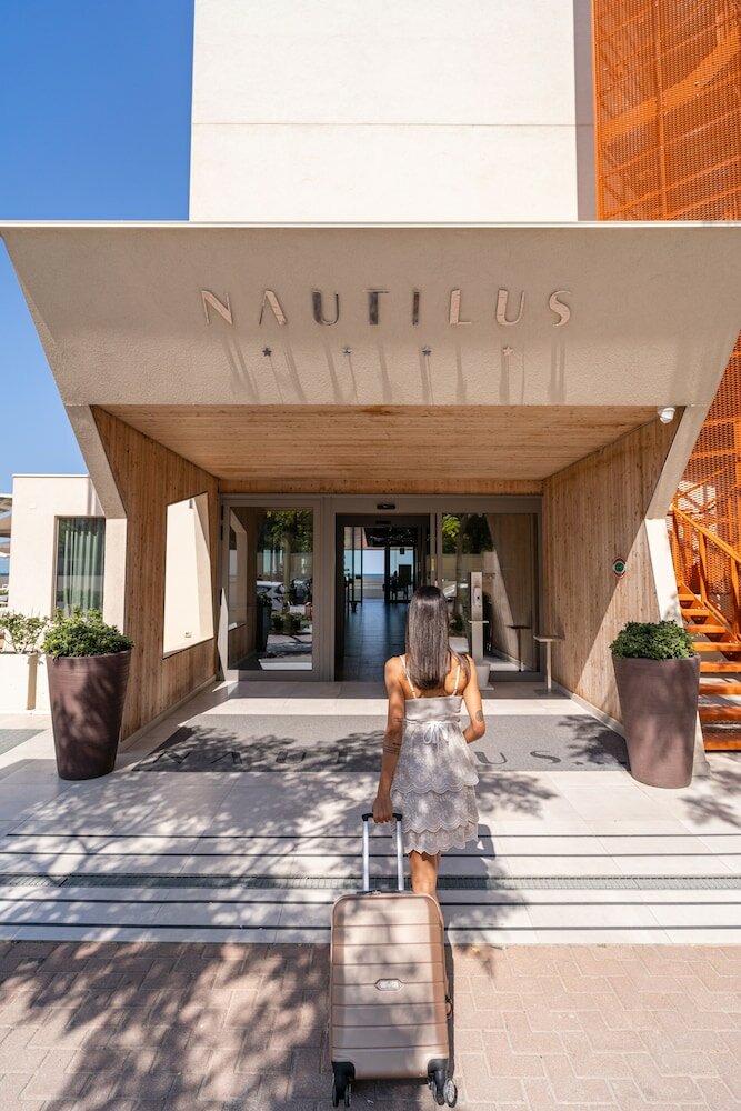 Фото Nautilus Family Hotel