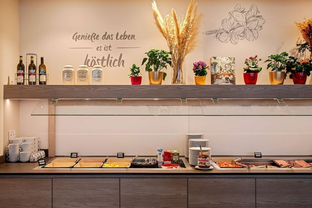 Фото IntercityHotel Zurich Airport