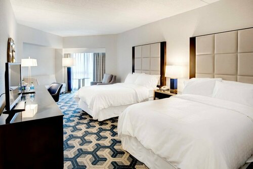 Внешний вид отеля Sheraton Eatontown Hotel в Итонтауне, фото 3