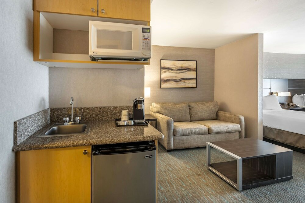 Фото Best Western Plus North Las Vegas Inn & Suites