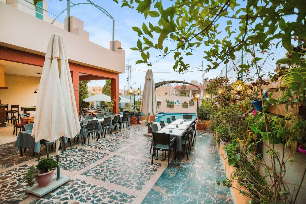 Фото Grand Madaba Hotel