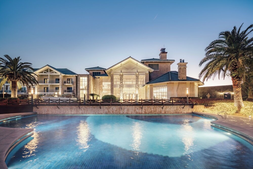 Фото Bloom Hotel