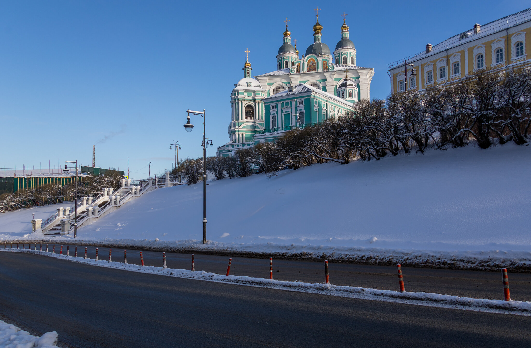 Фото В центре