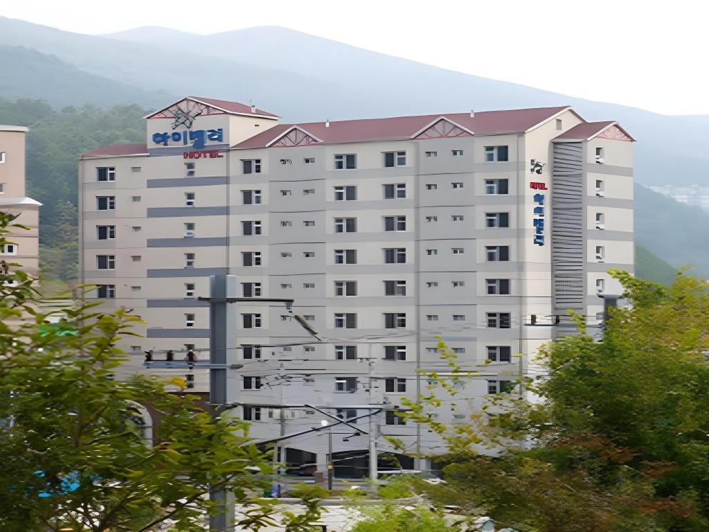 Фото High Valley Hotel