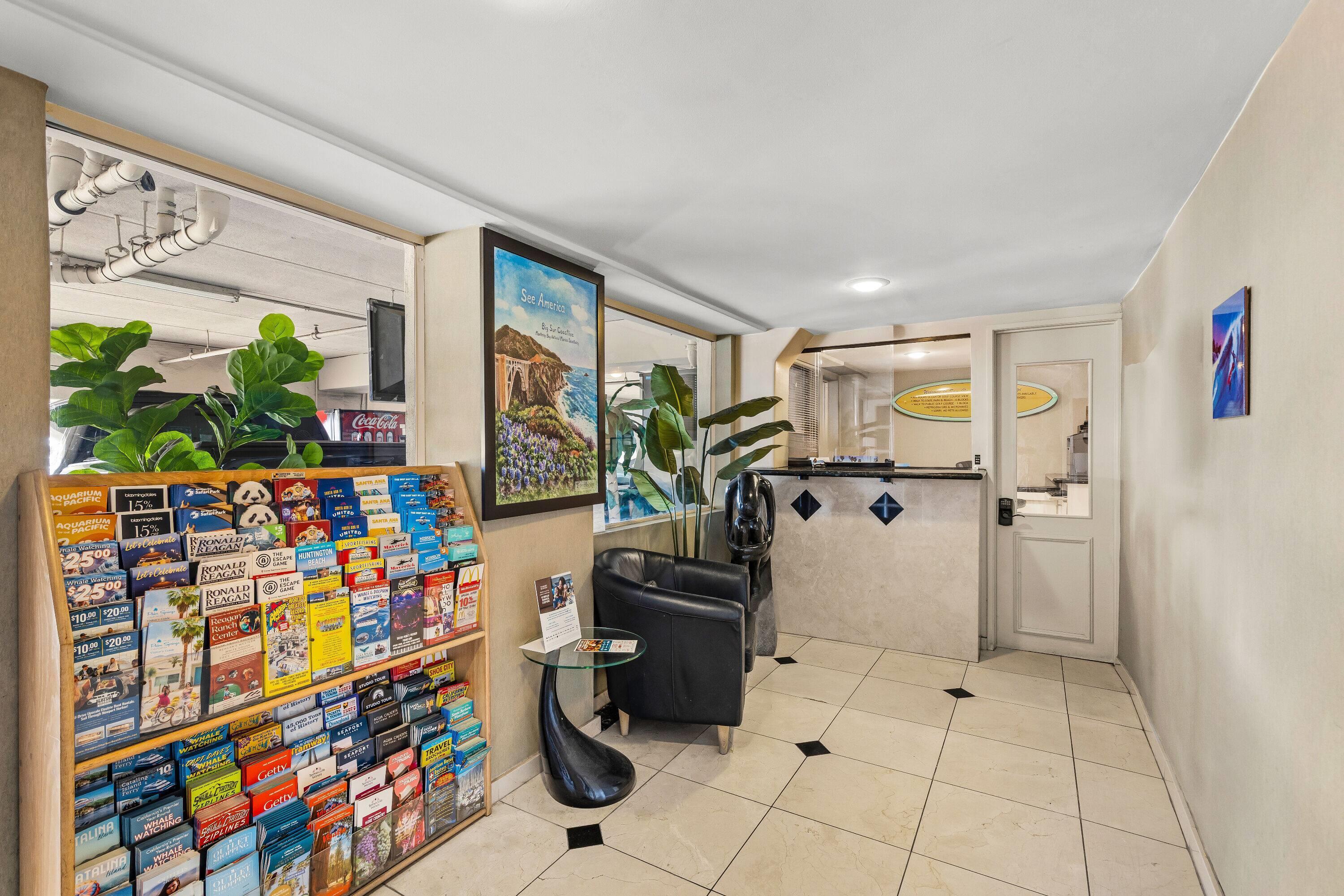 Фото Travelodge by Wyndham San Clemente Beach