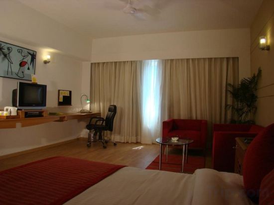 Фото Lemon Tree Hotel Chennai