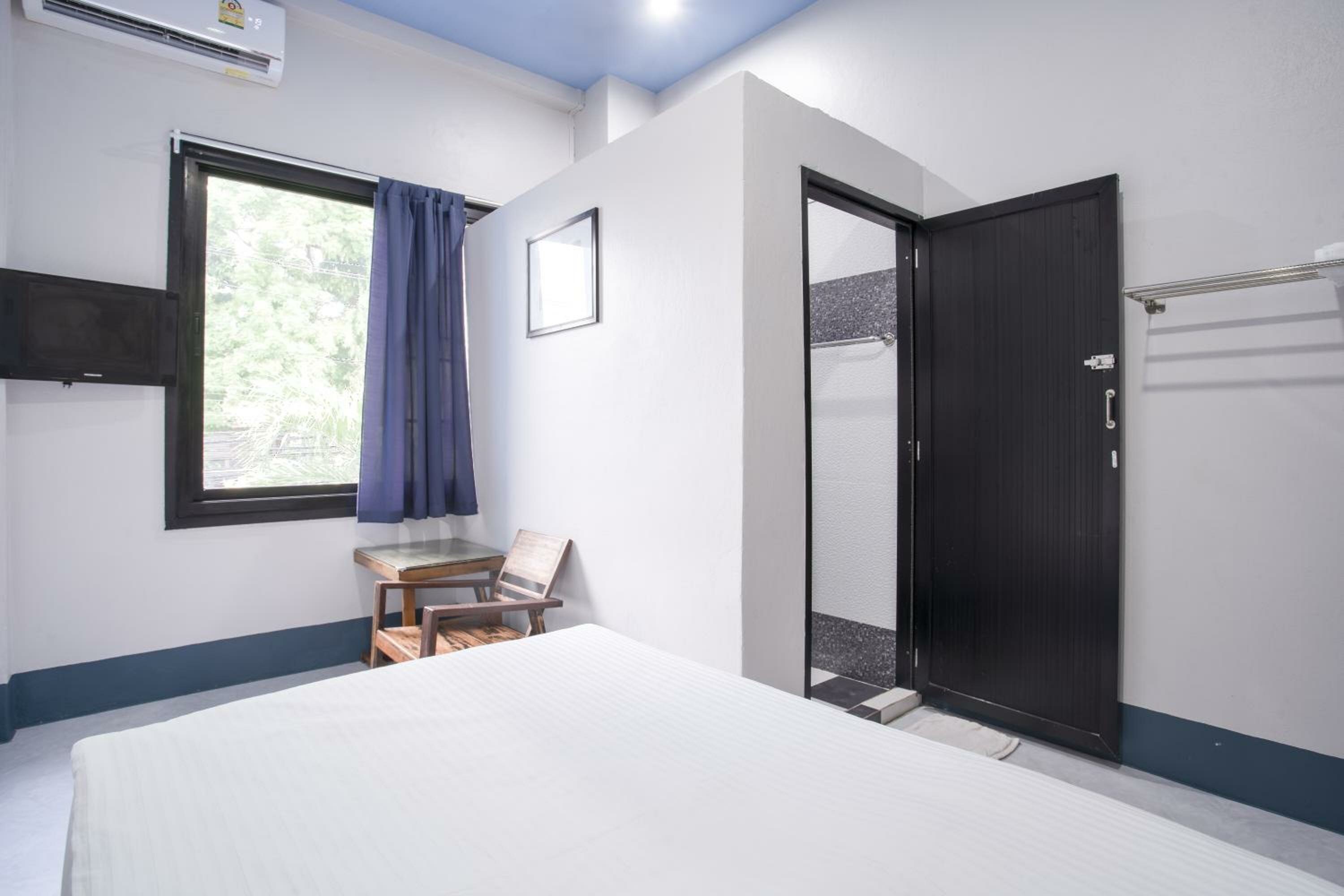 Фото Udomsuk Hotel