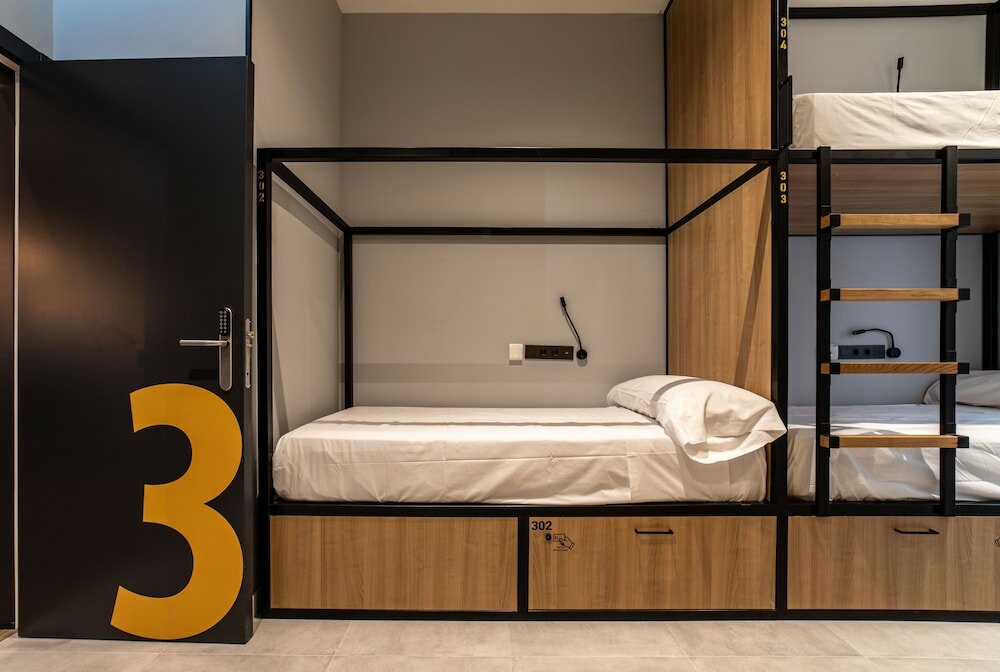 Фото Petit Hostel La Latina