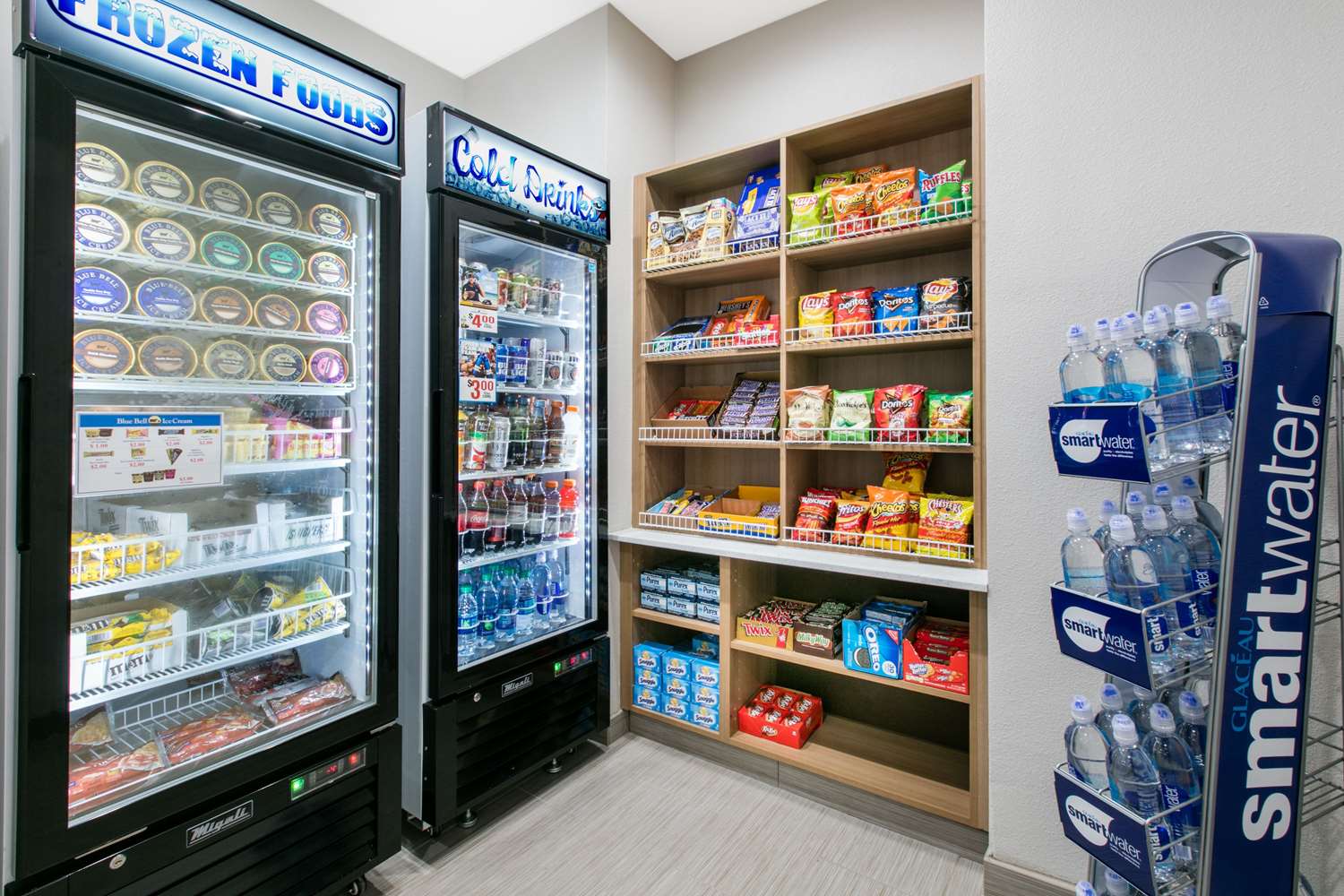 Фото Microtel Inn and Suites by Wyndham Lubbock