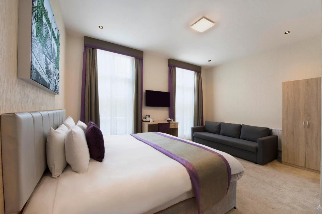 Фото Oyo Townhouse 30 Sussex Hotel