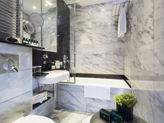 Фото Hotel Lumen Paris Louvre