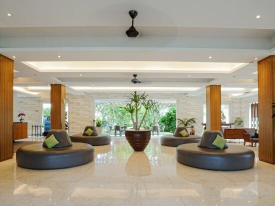 Фото Grand Whiz Hotel Nusa Dua Bali