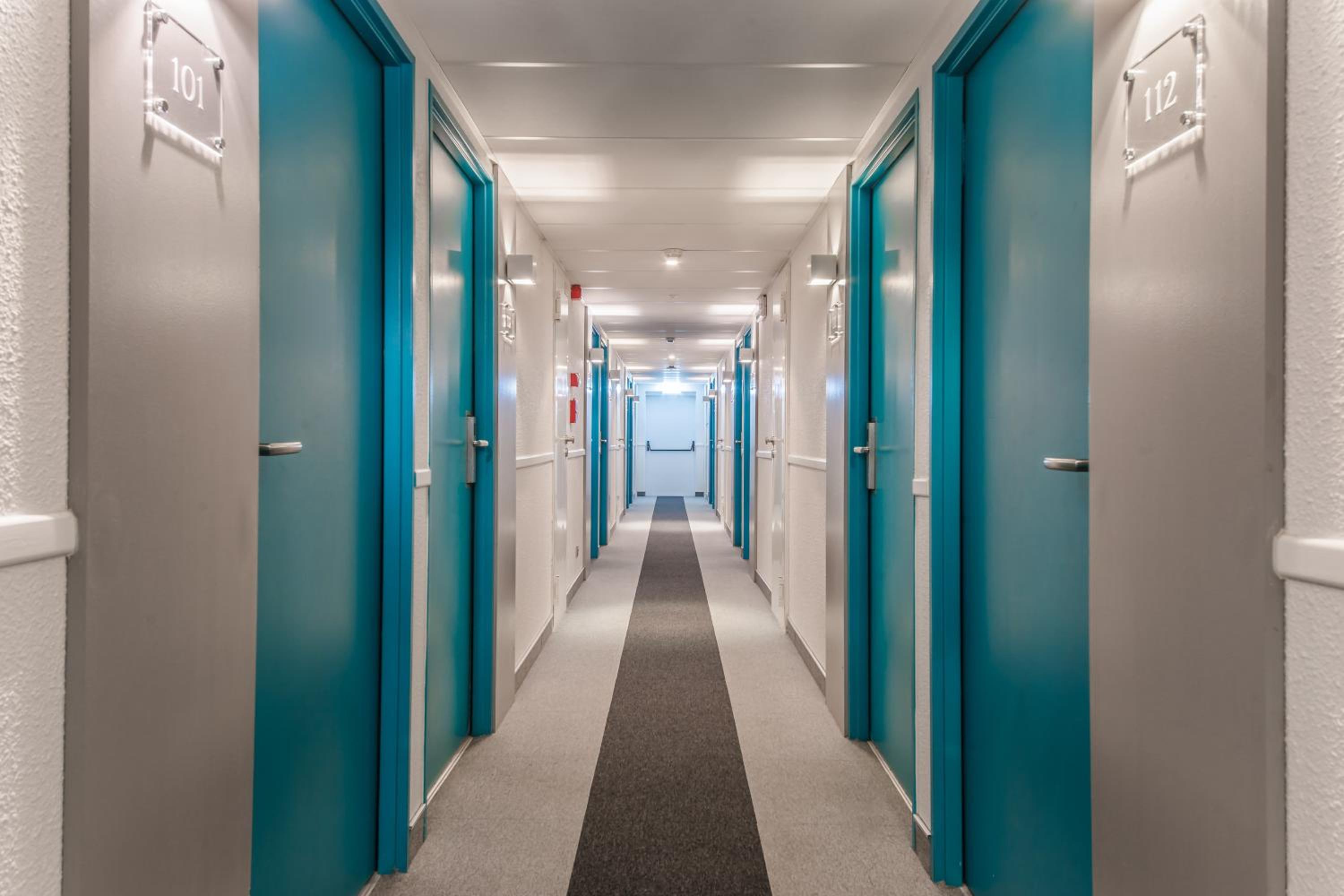 Фото Mandarina Hotel Luxembourg Airport