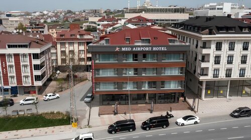 Гостиница Med Airport Hotel в Арнавуткёе