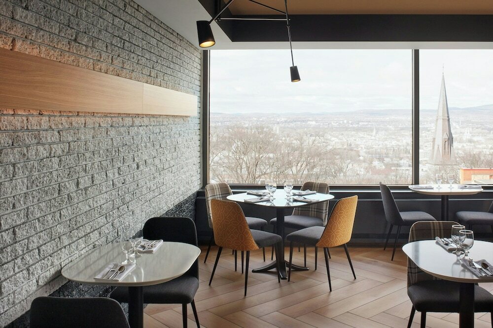 Фото Delta Hotels by Marriott Quebec