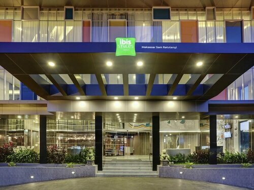 Внешний вид отеля Ibis Styles Makassar Sam Ratulangi в Макасаре, фото 2