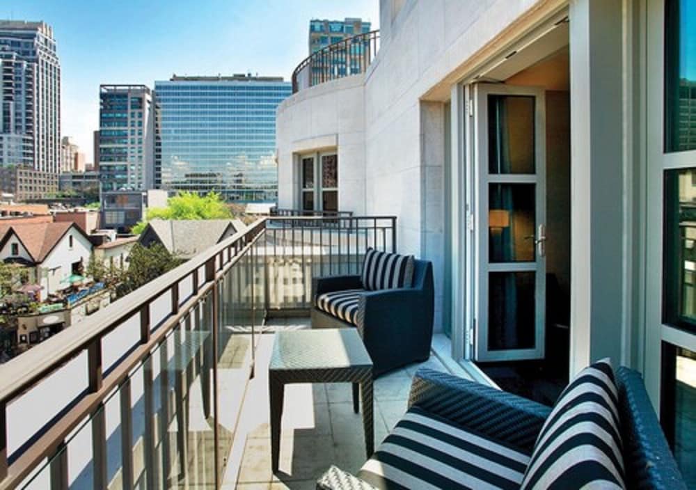 Фото The Hazelton Hotel