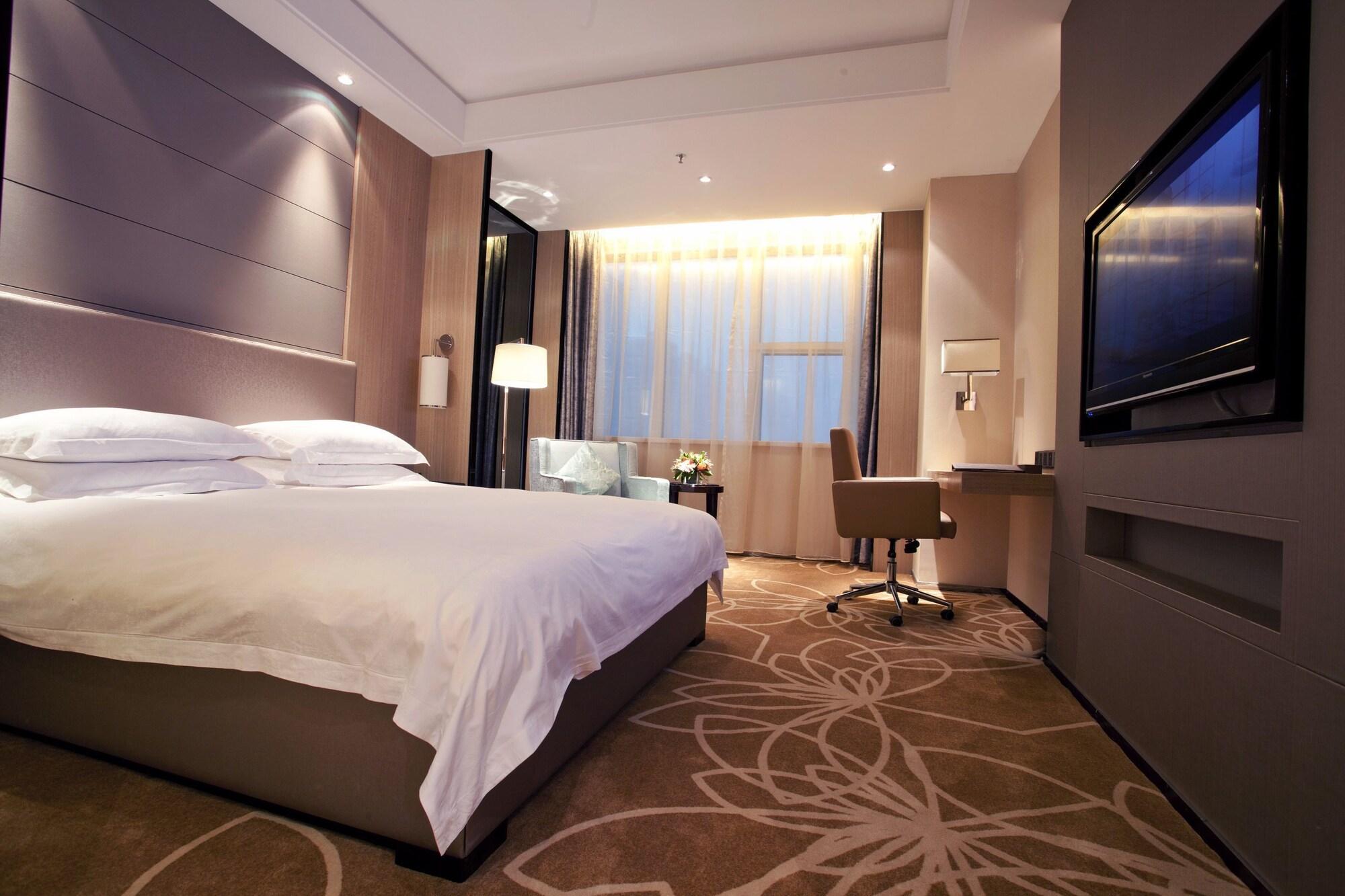 Фото Winnerway Hotel