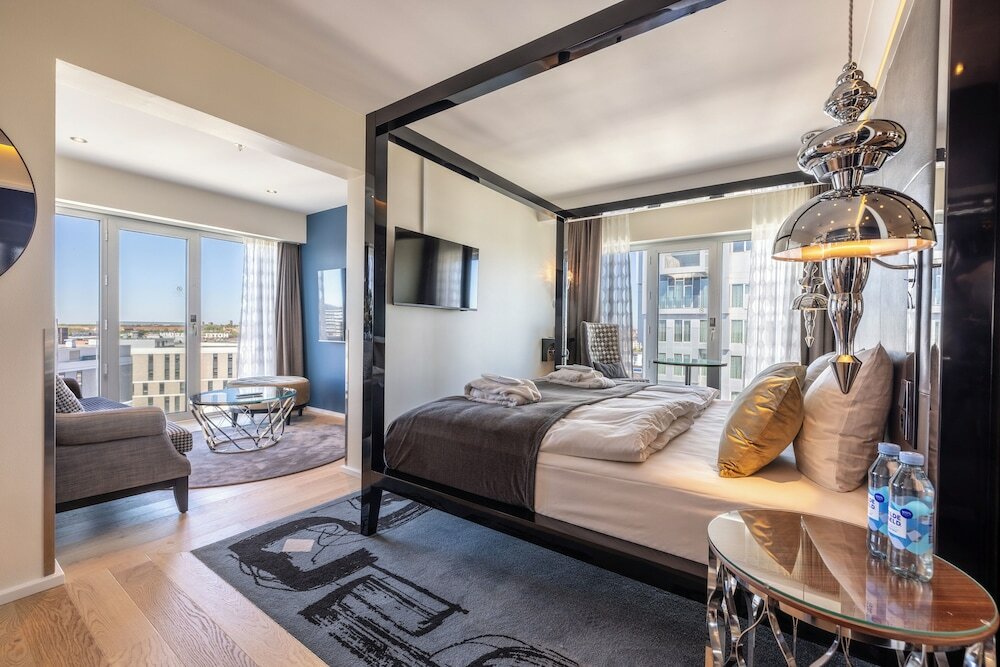 Фото Tivoli Hotel