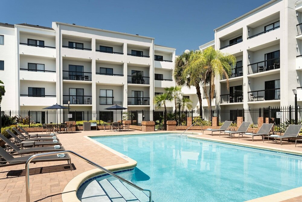 Фото Courtyard by Marriott Tampa Westshore/Airport