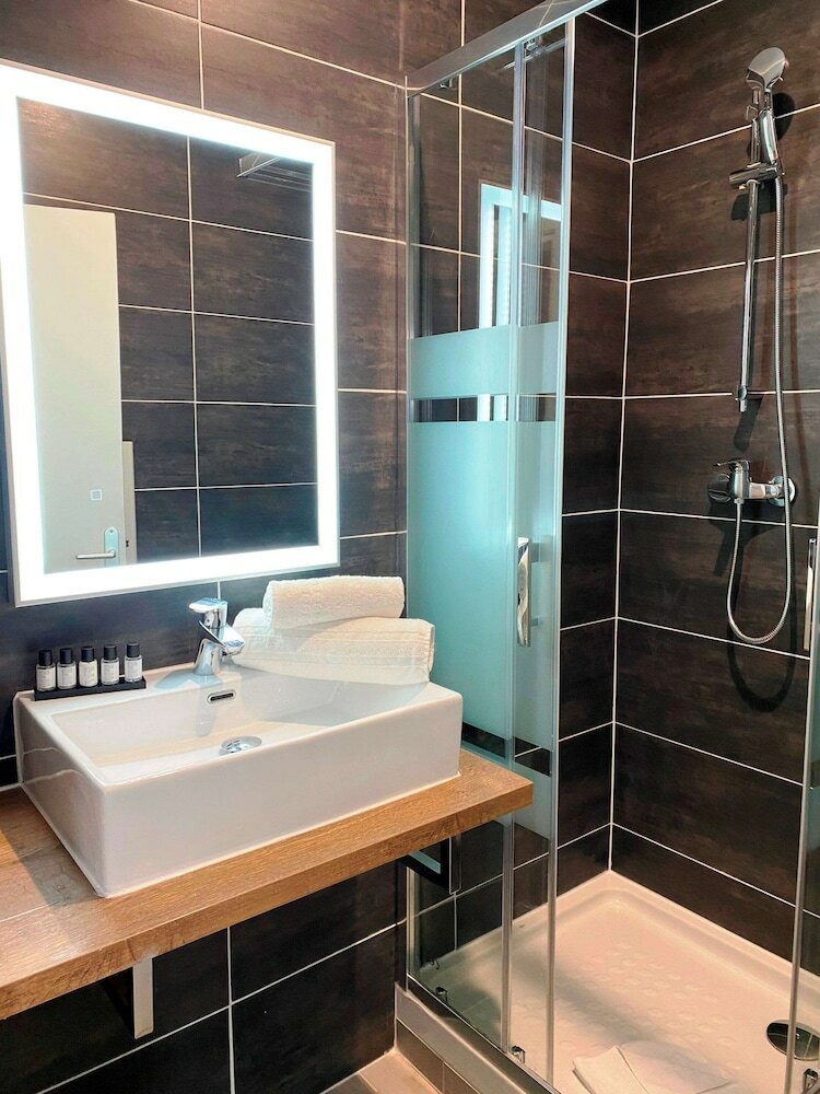 Фото Hôtel Clairefontaine