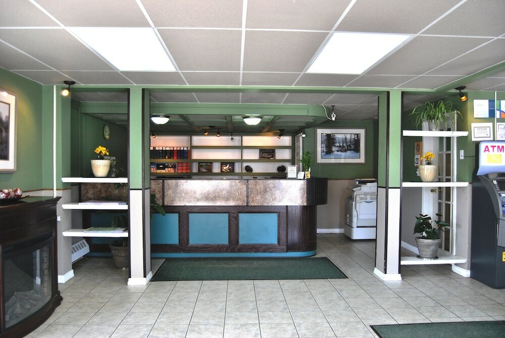 Фото Canadian Motor Inn