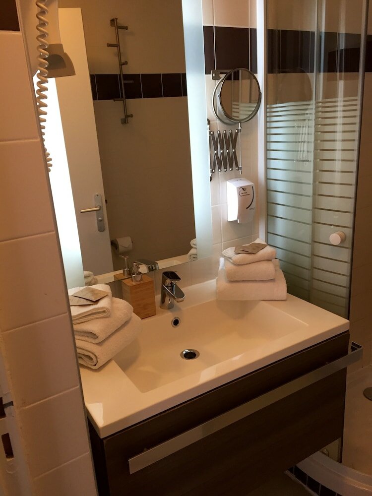 Фото Hôtel Clairefontaine