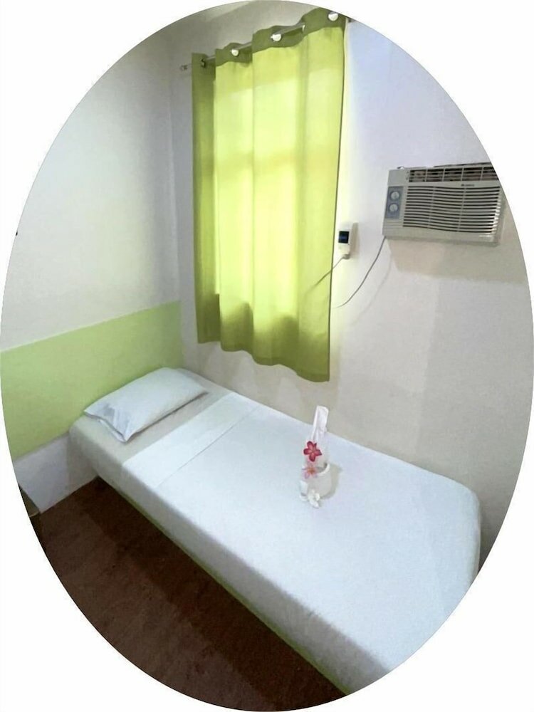Фото Sulit Budget Hotel