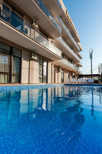 Гостиница Кристалл в Феодосии