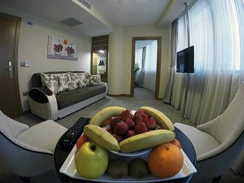 Гостиница Yol-Is Holiday в Адане