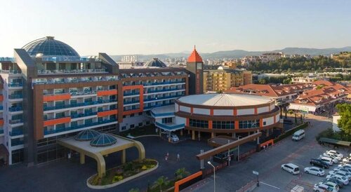 Гостиница Lonicera Resort & Spa в Тюрклере