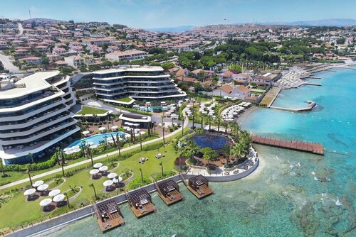 Reges A Luxury Collection Resort & SPA Cesme