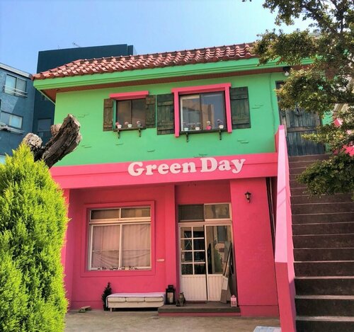 Гостиница Jeju Green Day Guesthouse в Чеджу