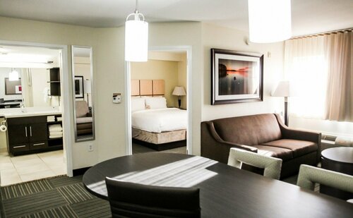 Гостиница Candlewood Suites Richmond North-Glen Allen в Глен Аллен