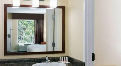 Гостиница Days Inn by Wyndham Port Charlotte/Punta Gorda в Порт-Шарлотте