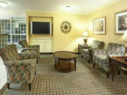 Гостиница Candlewood Suites Rogers Bentonville, an Ihg Hotel в Бентонвилле