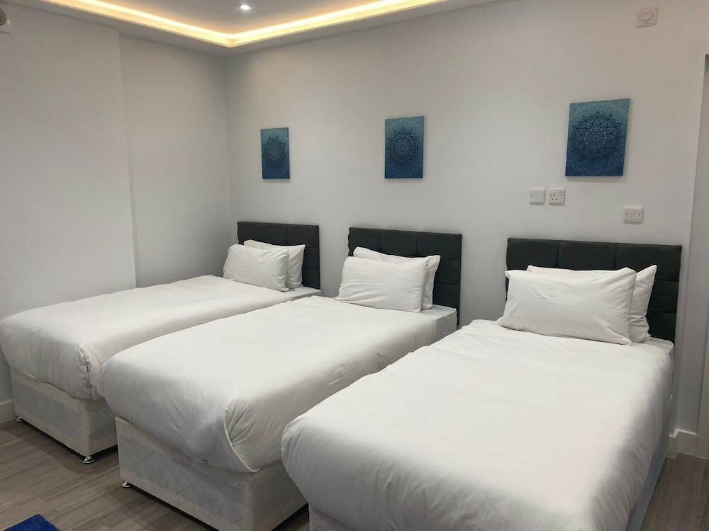 Фото Hyde Park Suites
