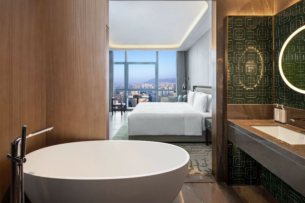 Фото Hualuxe Qingdao Licang, an Ihg Hotel