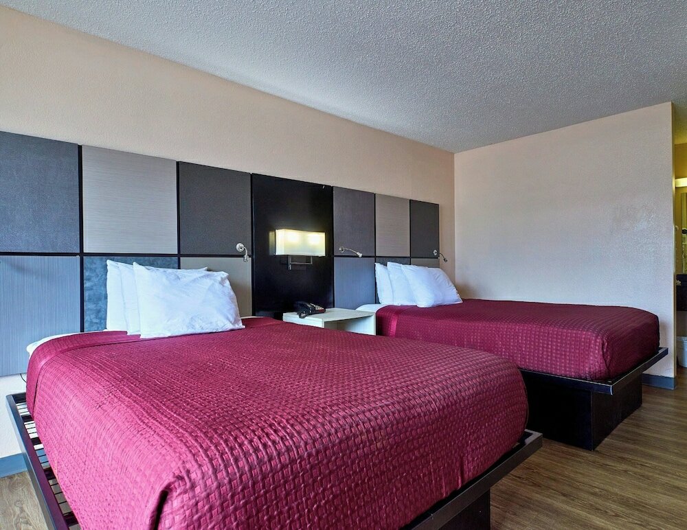 Фото Magnuson Hotel Jacksonville Downtown