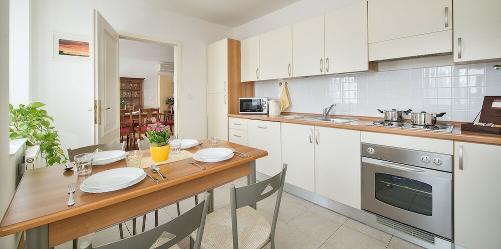 Фото Hotel Suite Home Prague