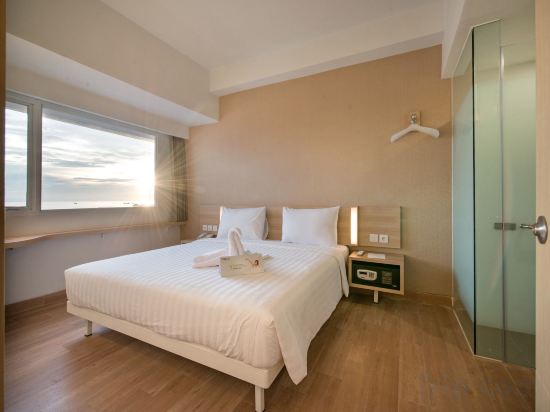 Фото Whiz Prime Hotel Hasanuddin Makassar