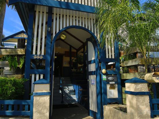 Фото Brisbane Manor Hotel