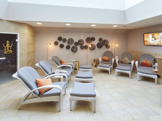 Фото Clayton Hotel Düsseldorf