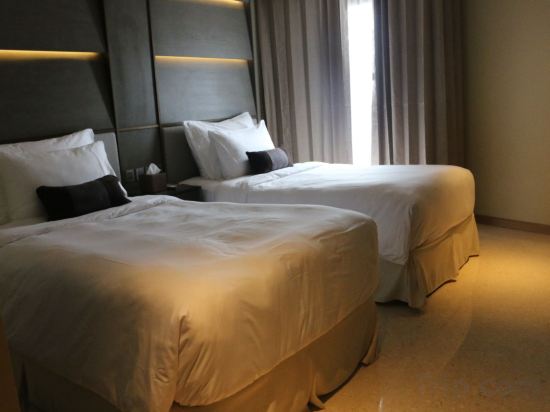 Фото Vasa Hotel Surabaya