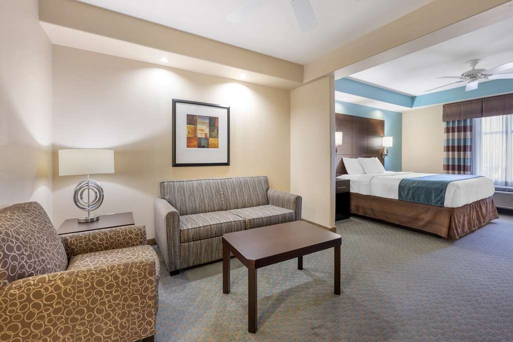 Фото Best Western Plus Midland Suites