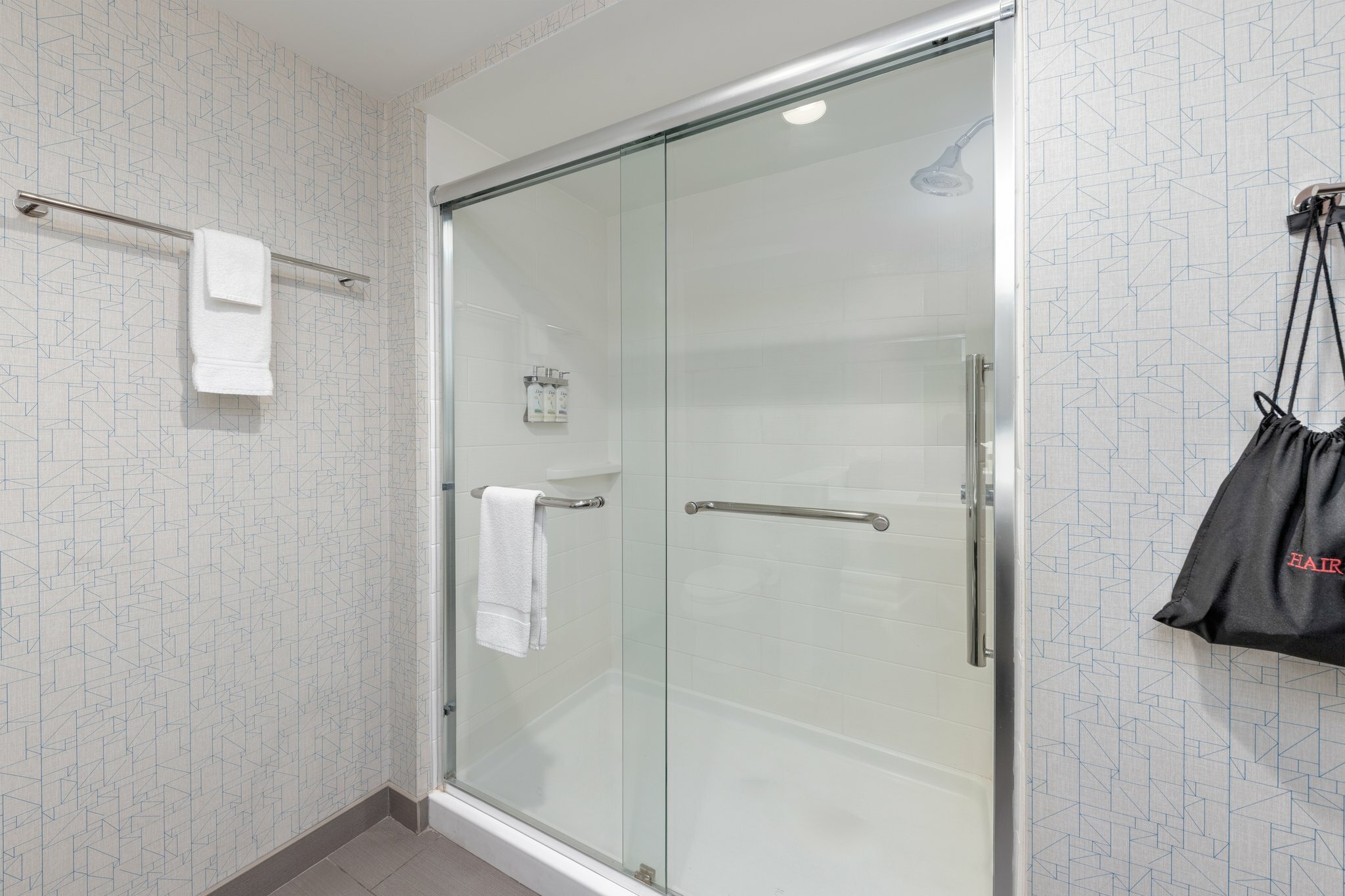 Фото Holiday Inn Express & Suites Moore, an Ihg Hotel