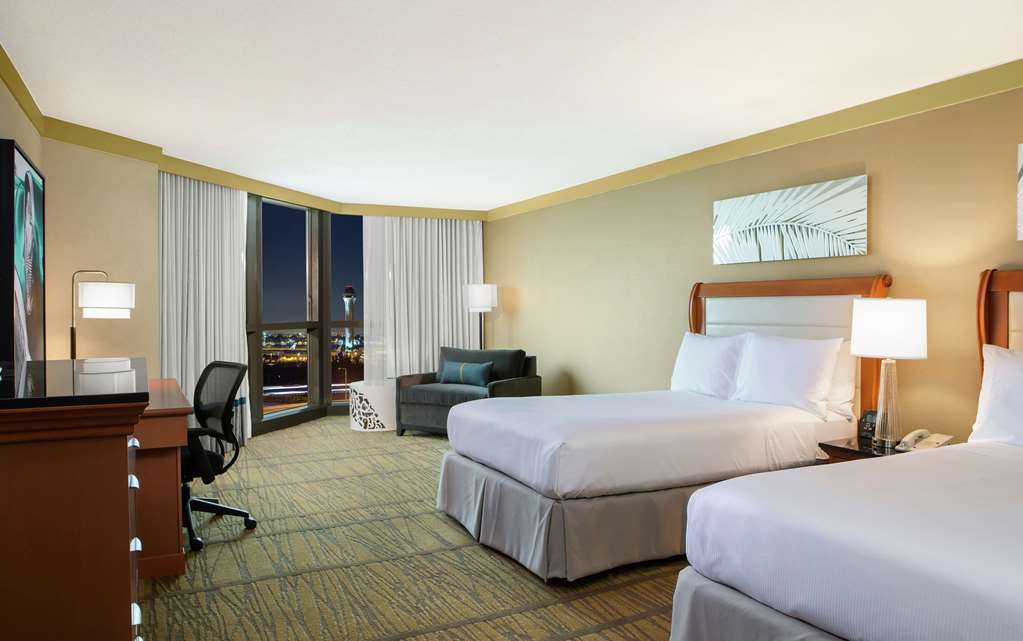 Фото Doubletree by Hilton Hotel Miami Airport & Convention Center