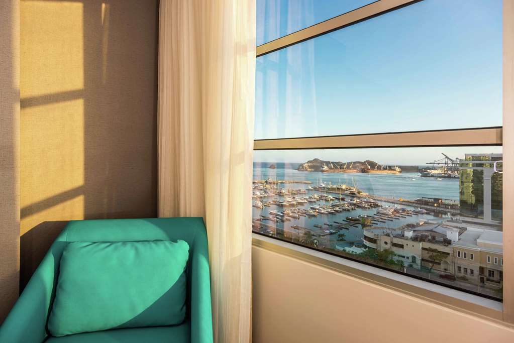 Фото Hilton Garden Inn Santa Marta