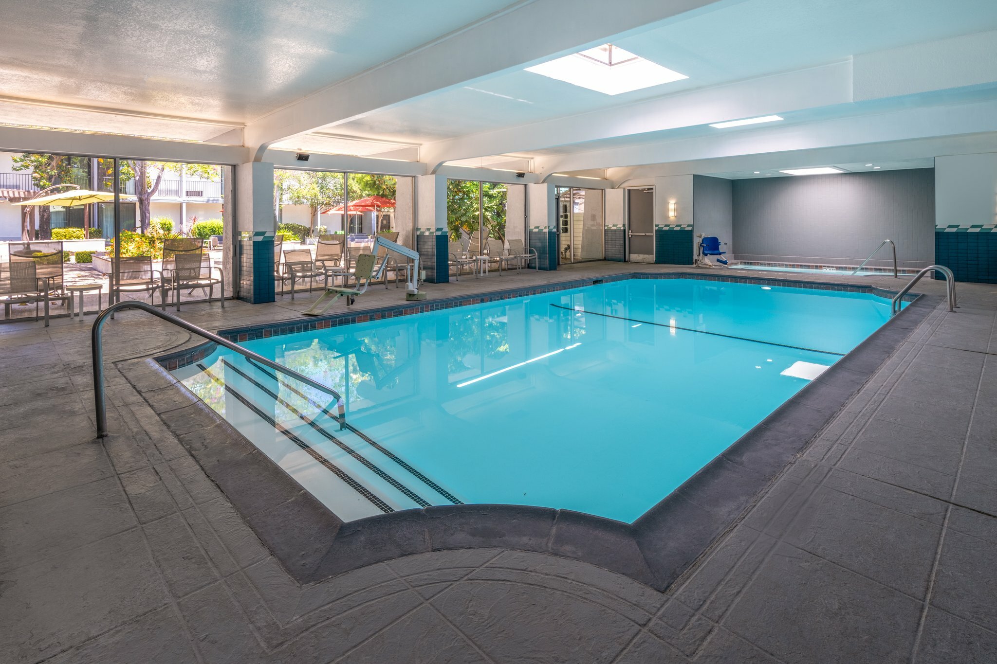 Фото Holiday Inn Dublin-Pleasanton by Ihg Hotel